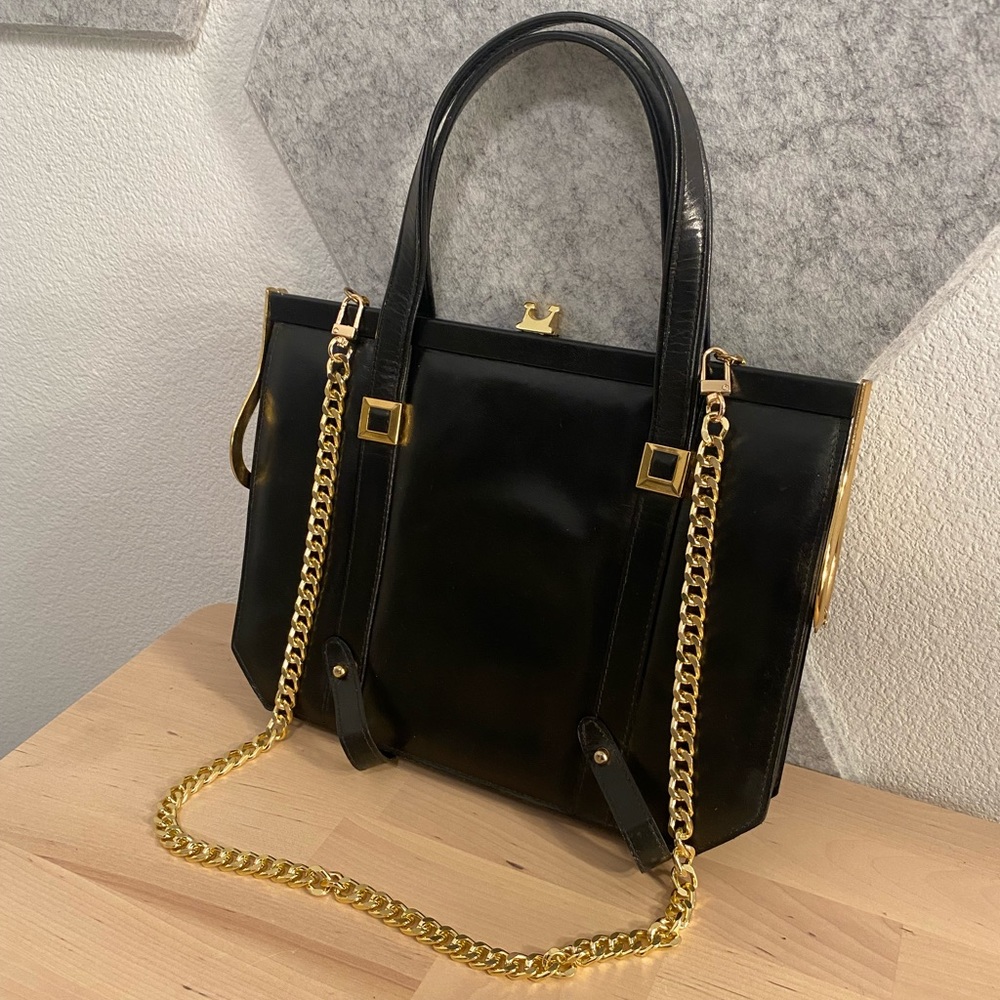 Vintage La Belle Montreal Accordion Leather Purse with added chain